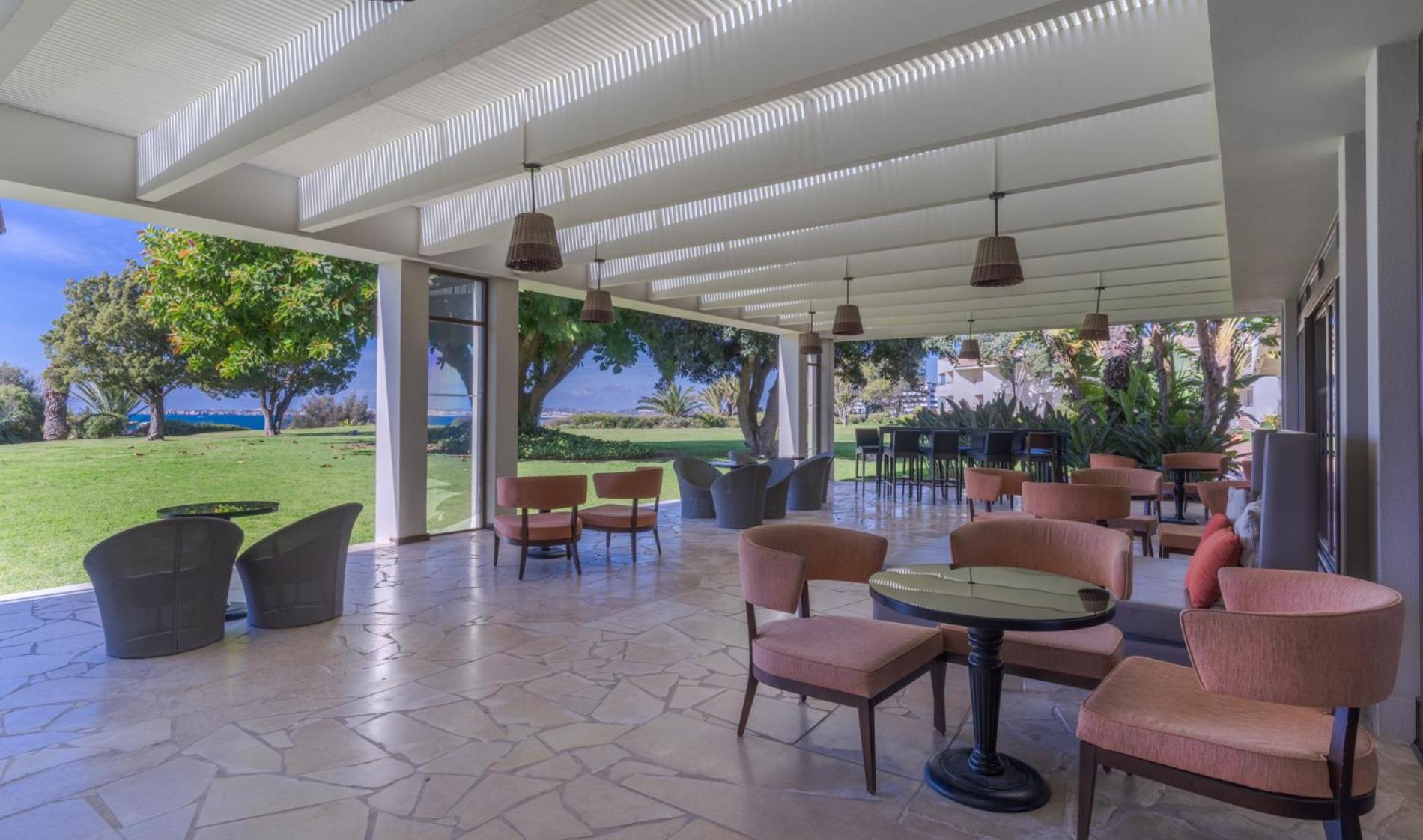 Pestana Alvor Praia Premium Beach & Golf Resort Bagian luar foto The interior of the hotel