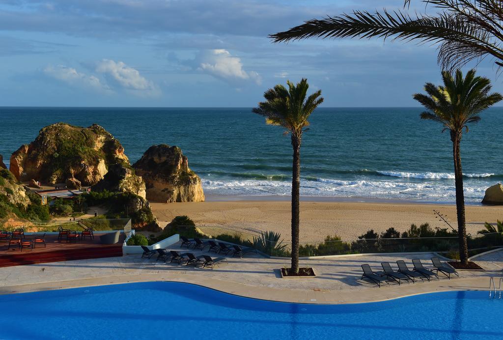 Pestana Alvor Praia Premium Beach & Golf Resort Bagian luar foto The beach at the resort